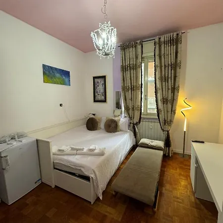 Quarto em Acomodações Particulares Fenice *